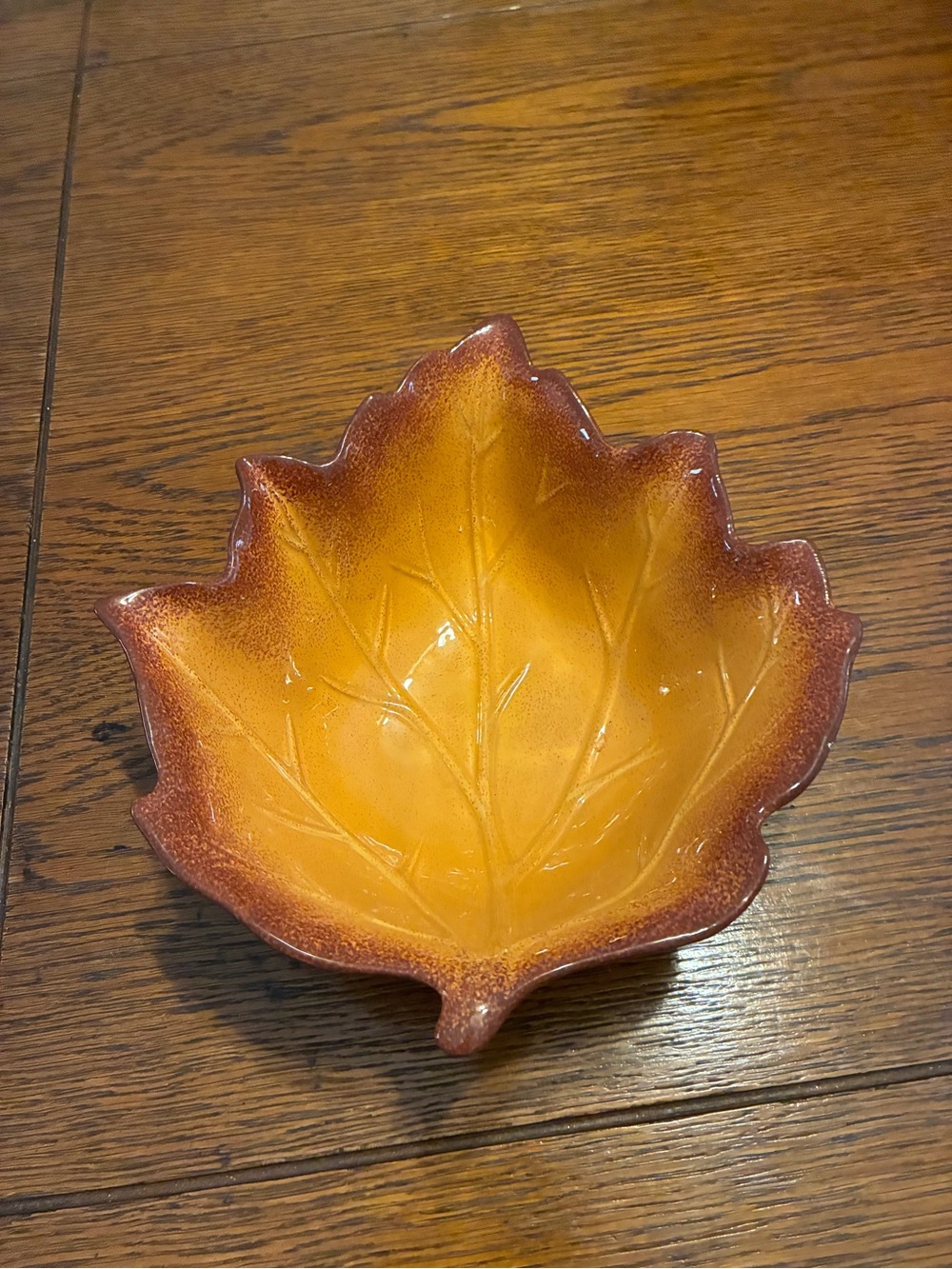 Better Homes And Gardens Leaf Serving Bowl - Amber & Brown Gradient